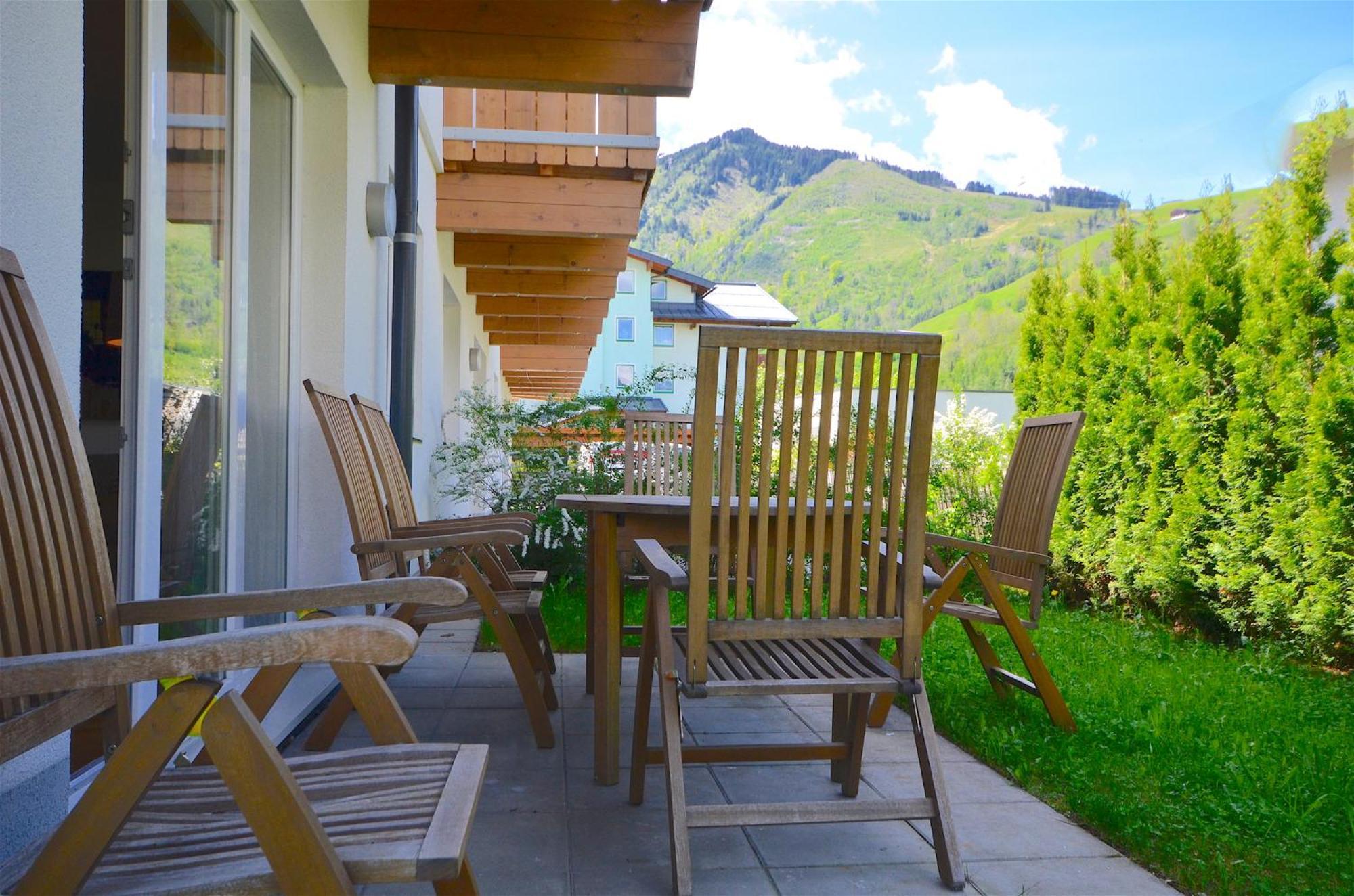 Apartment Lenny - By Alpen Apartments Kaprun Exteriör bild